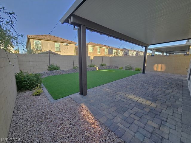 10382 Arroyo Willow Street, Las Vegas, NV 89141