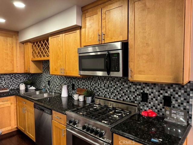 35 N Raymond Avenue 211, Pasadena, CA 91103