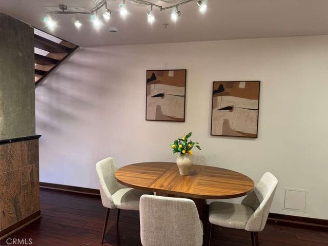 35 N Raymond Avenue 211, Pasadena, CA 91103