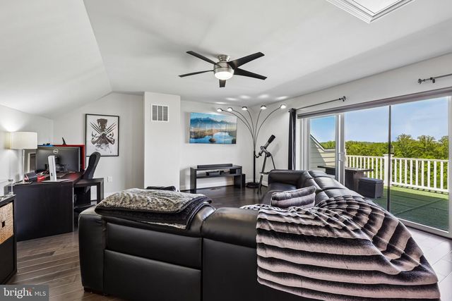 17139 BRANCHED OAK RD, Dumfries, VA 22026