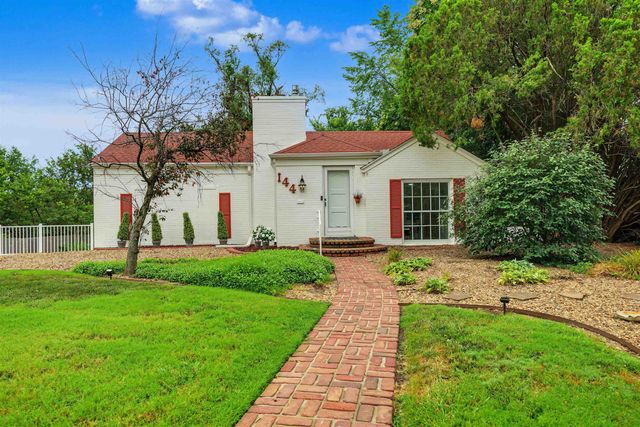 144 Overhill Rd, Salina, KS 67401