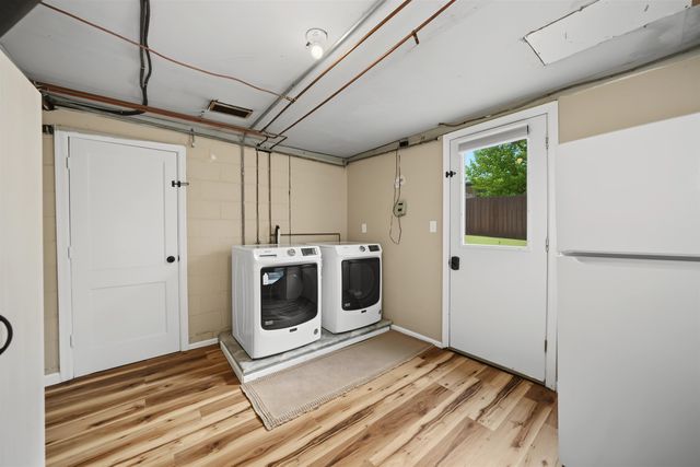 144 Overhill Rd, Salina, KS 67401