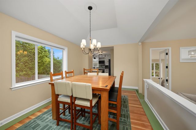 144 Overhill Rd, Salina, KS 67401