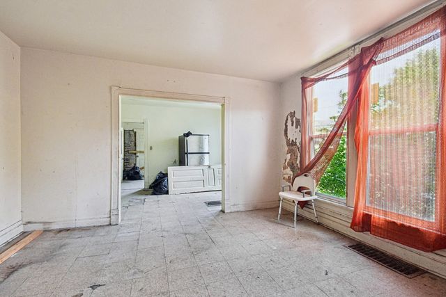 420 W 65th Place, Chicago, IL 60621