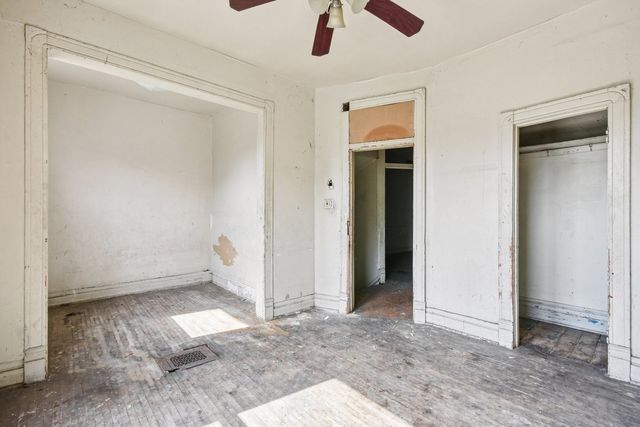 420 W 65th Place, Chicago, IL 60621