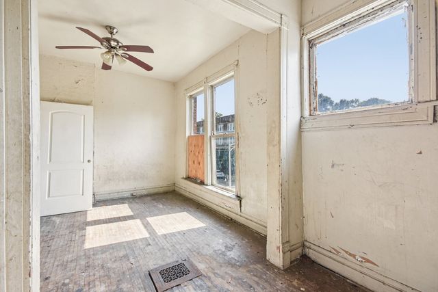 420 W 65th Place, Chicago, IL 60621