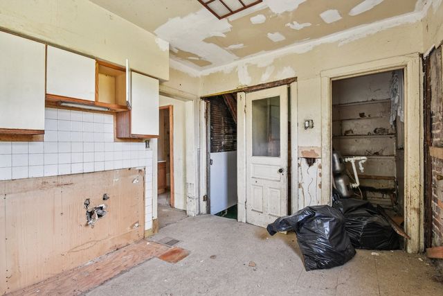 420 W 65th Place, Chicago, IL 60621