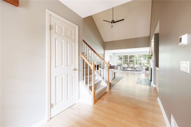 36 Muirwoods Lane, Irondequoit, NY 14622