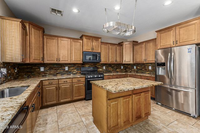 2730 E VERMONT Drive, Gilbert, AZ 85295