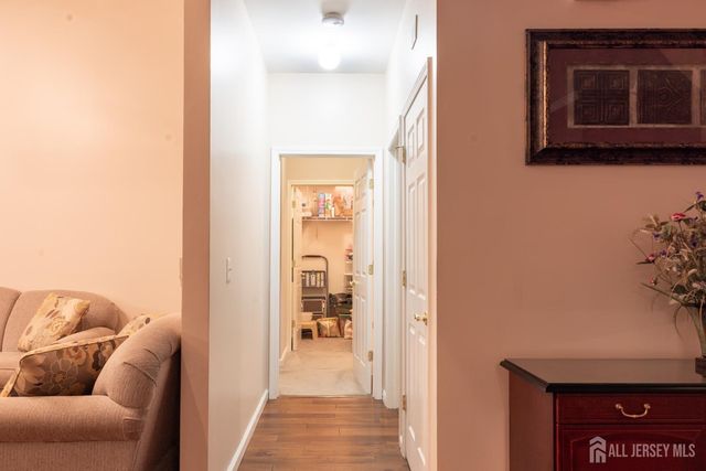 19 BAYARD Road, Franklin, NJ 08873