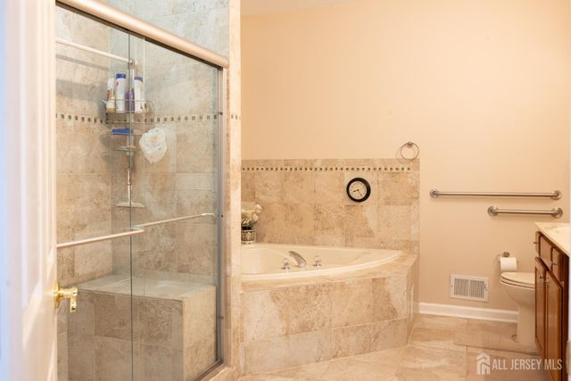 19 BAYARD Road, Franklin, NJ 08873