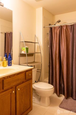 19 BAYARD Road, Franklin, NJ 08873