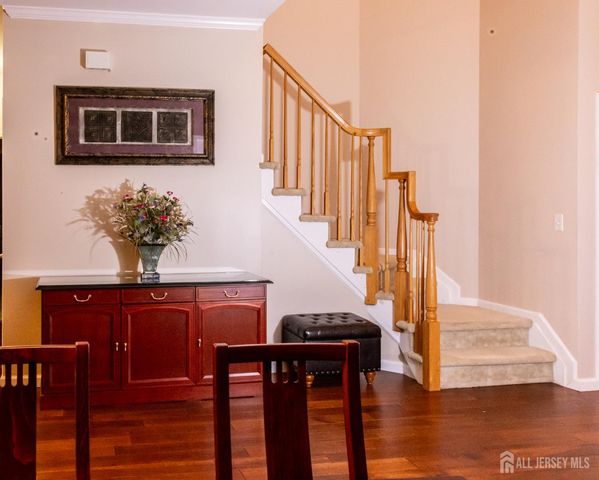 19 BAYARD Road, Franklin, NJ 08873