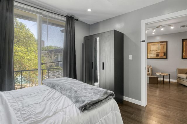 3300 Yorktown Street 24, Houston, TX 77056