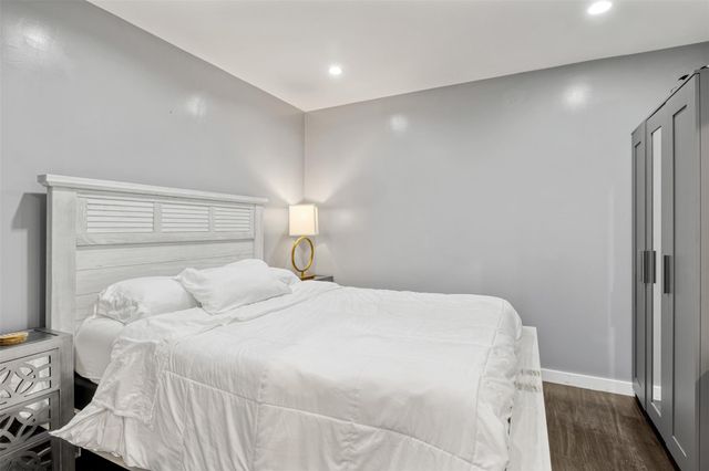 3300 Yorktown Street 24, Houston, TX 77056