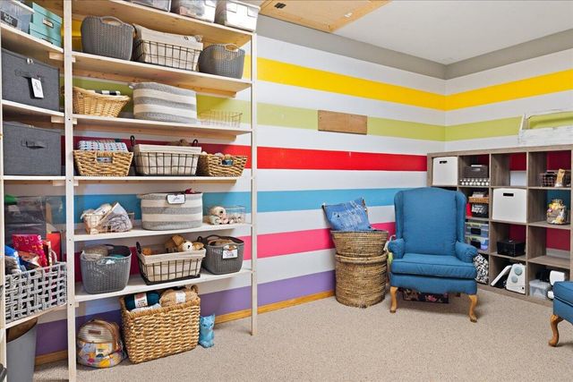 3229 W Mcclernon Street, Springfield, MO 65803