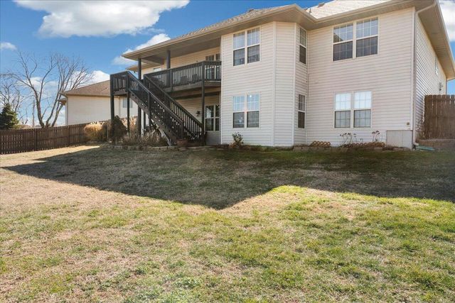 3229 W Mcclernon Street, Springfield, MO 65803