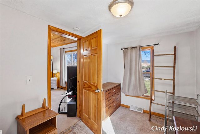 283 S Jones Street, Grant, MI 49327