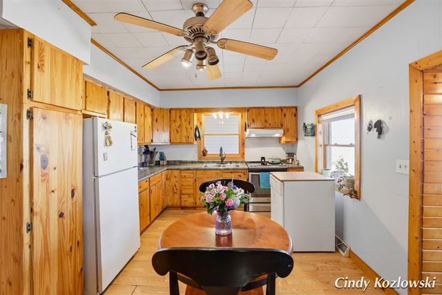 283 S Jones Street, Grant, MI 49327