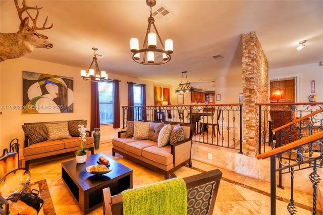 5826 SW 17th St 0, Miami, FL 33155