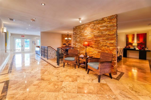 5826 SW 17th St 0, Miami, FL 33155