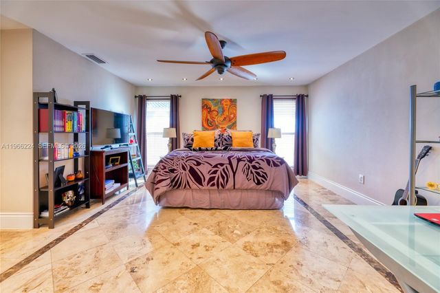 5826 SW 17th St 0, Miami, FL 33155