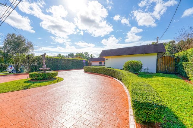 5826 SW 17th St 0, Miami, FL 33155