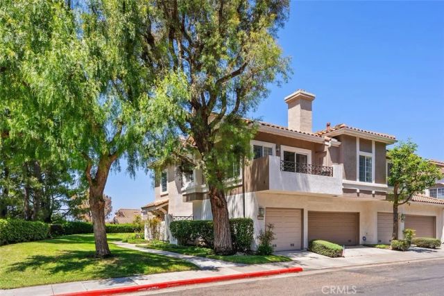 1089 S Daybreak Court, Anaheim Hills, CA 92808