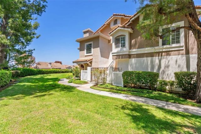 1089 S Daybreak Court, Anaheim Hills, CA 92808