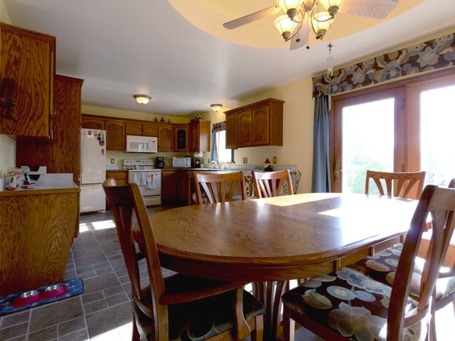 607 Flanagan Drive B, Minooka, IL 60447
