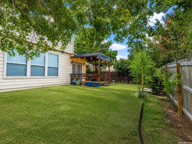 8610 Cantua Crk, Helotes, TX 78023