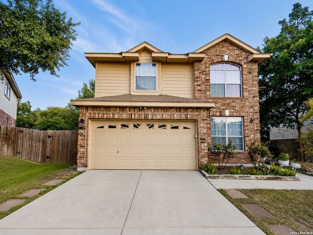 8610 Cantua Crk, Helotes, TX 78023