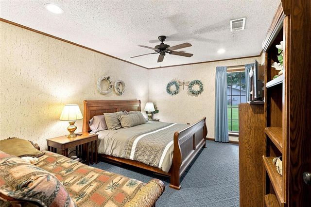 1142 N Tamela Drive, Lake Charles, LA 70605
