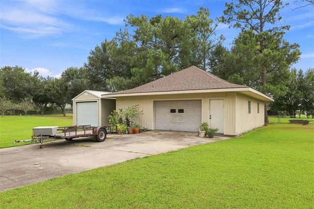 1142 N Tamela Drive, Lake Charles, LA 70605