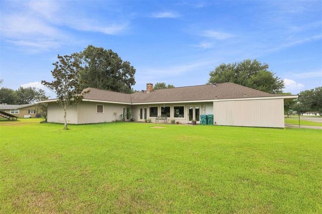 1142 N Tamela Drive, Lake Charles, LA 70605