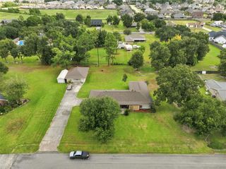 1142 N Tamela Drive, Lake Charles, LA 70605