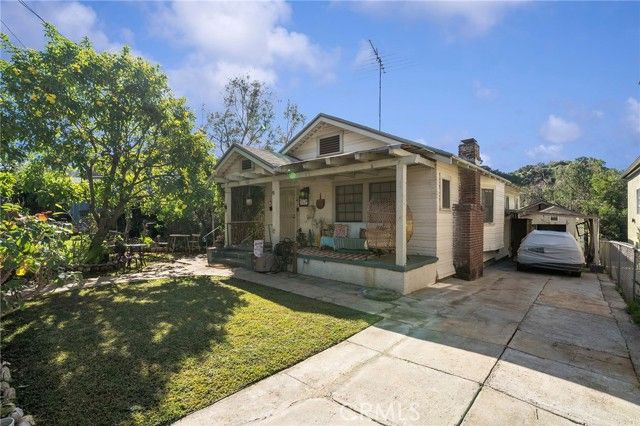 262 Thorne, Los Angeles, CA 90042