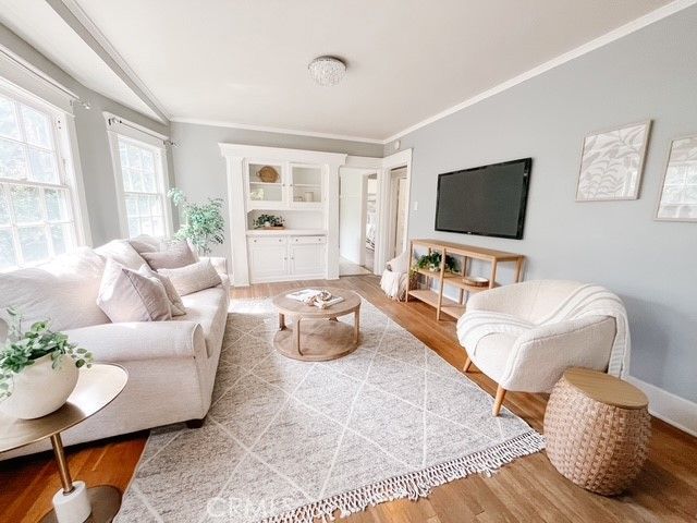 262 Thorne, Los Angeles, CA 90042