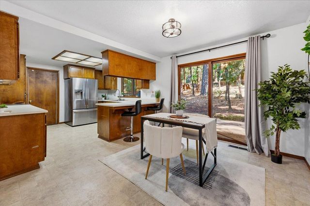 11521 Ragan Way, Grass Valley, CA 95949
