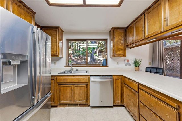 11521 Ragan Way, Grass Valley, CA 95949