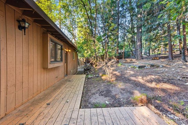 11521 Ragan Way, Grass Valley, CA 95949