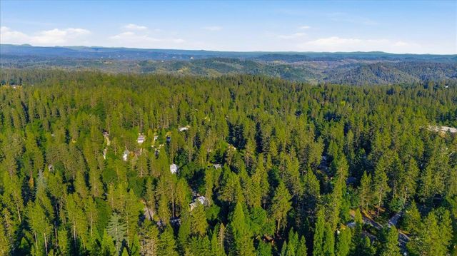 11521 Ragan Way, Grass Valley, CA 95949