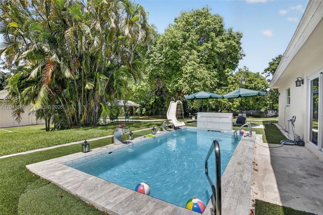 14401 SW 23rd St, Davie, FL 33325