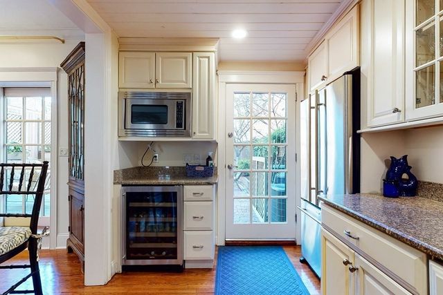 23 Pinckney 1, Boston, MA 02114