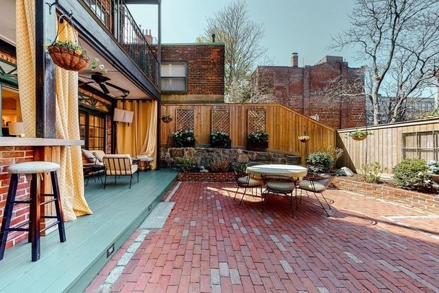 23 Pinckney 1, Boston, MA 02114