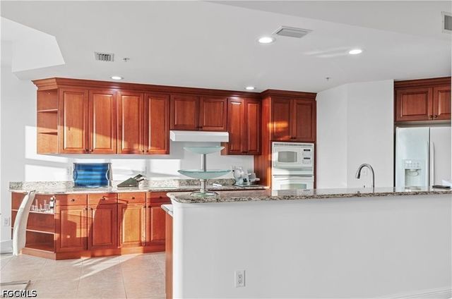 6061 Silver King BLVD 203, Cape Coral, FL 33914