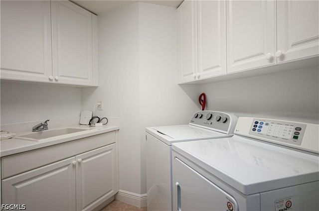6061 Silver King BLVD 203, Cape Coral, FL 33914