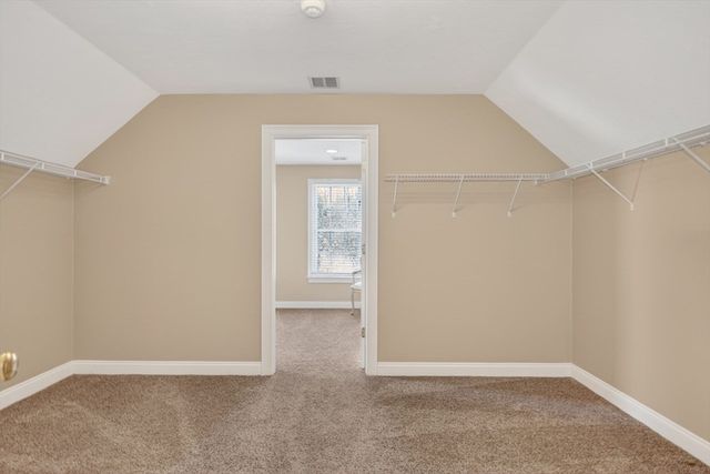 18 Manchester Dr, Wrentham, MA 02093