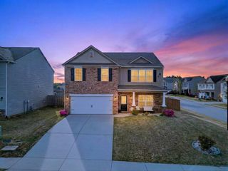 2 Spyglen Way, Greer, SC 29651
