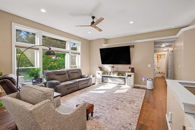54825 Black Oak Court, Bristol, IN 46507